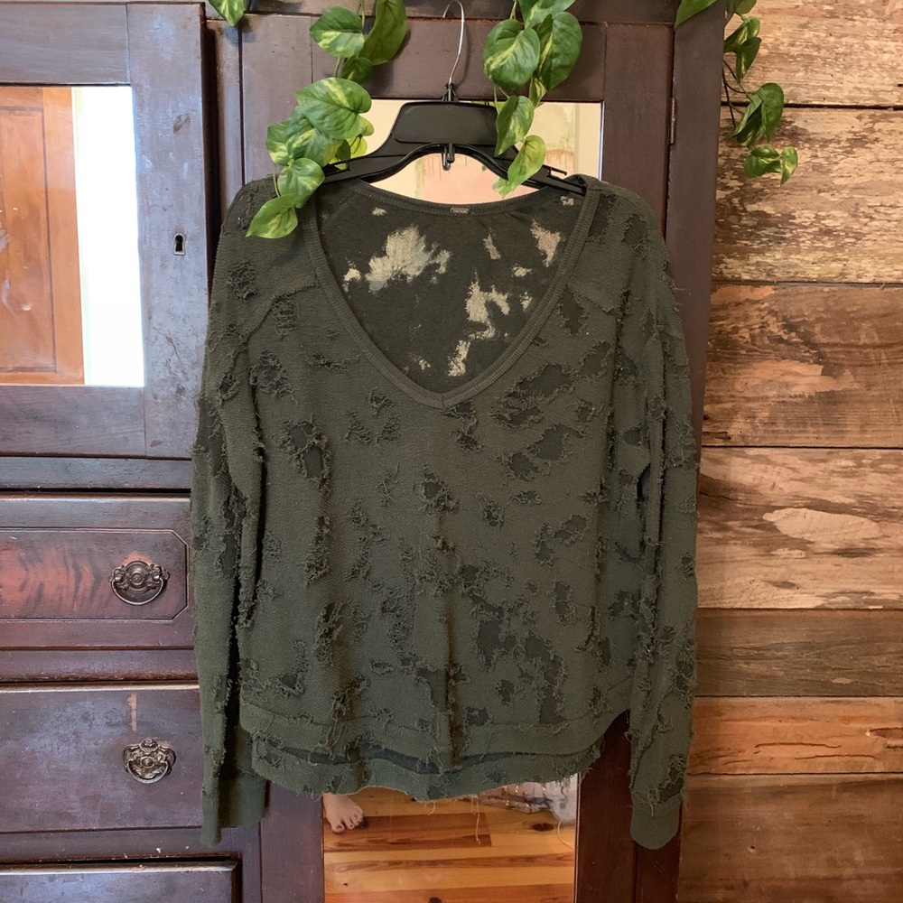 Free People green sweater